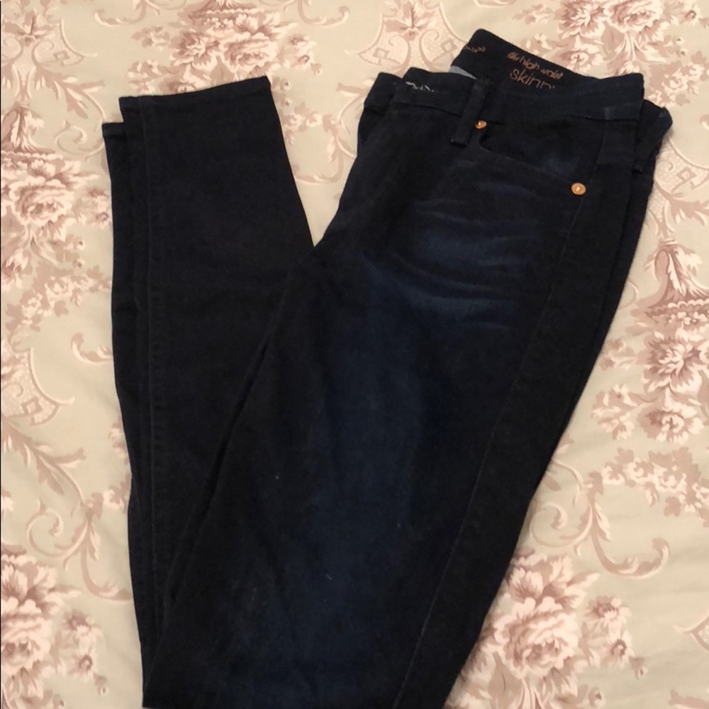 7 For All Mankind- Skinny Dark Wash Jean Size 25